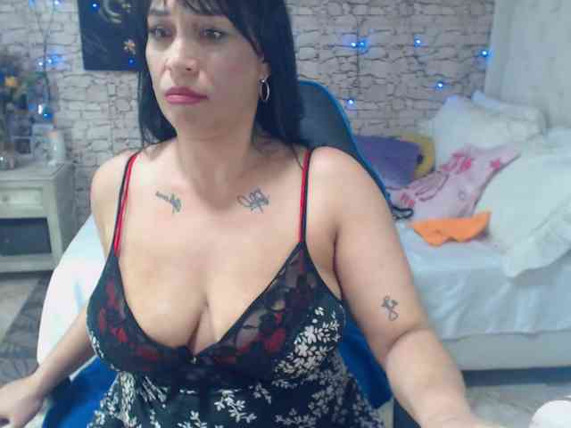 AlissonTyler webcam