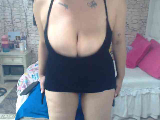 AlissonTyler webcam