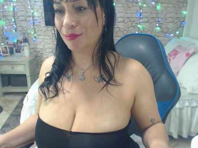 AlissonTyler webcam