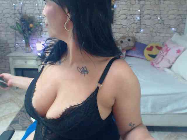 AlissonTyler webcam