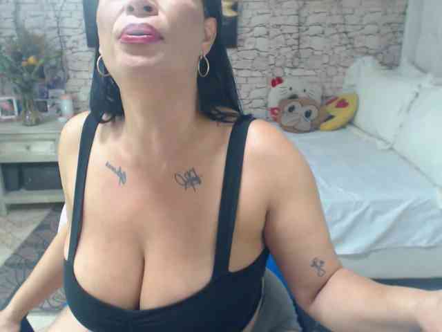AlissonTyler webcam