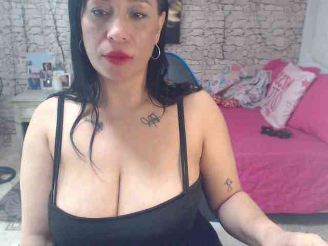 AlissonTyler webcam