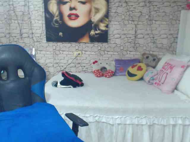 AlissonTyler webcam