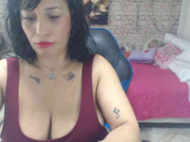 AlissonTyler webcam