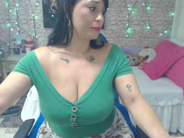 AlissonTyler webcam