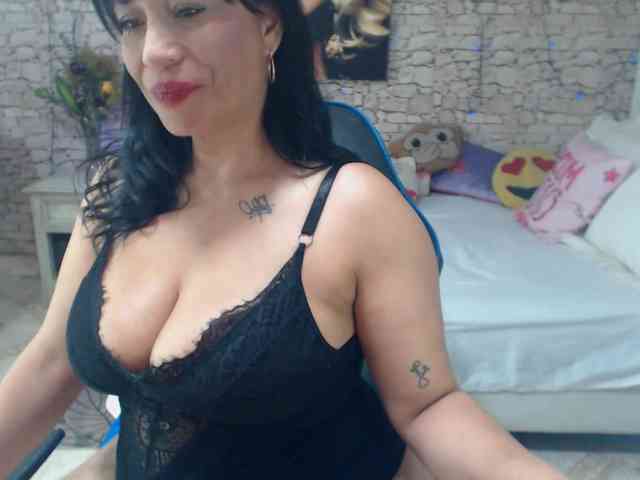AlissonTyler webcam