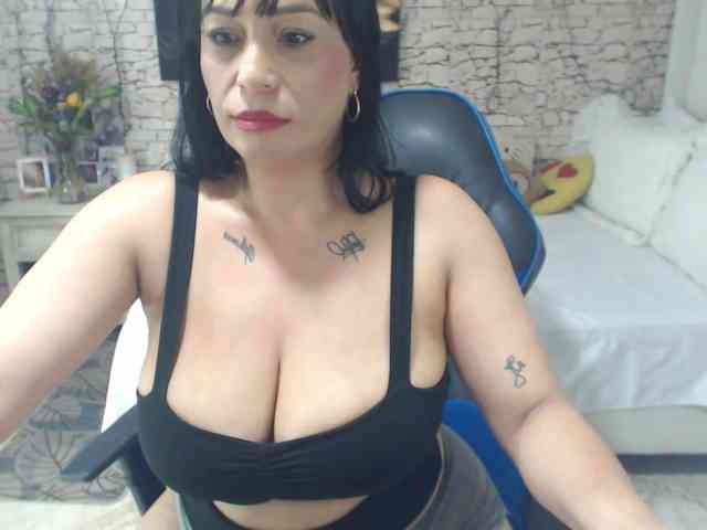 AlissonTyler webcam