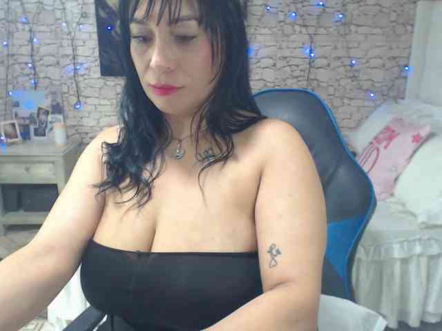 AlissonTyler webcam