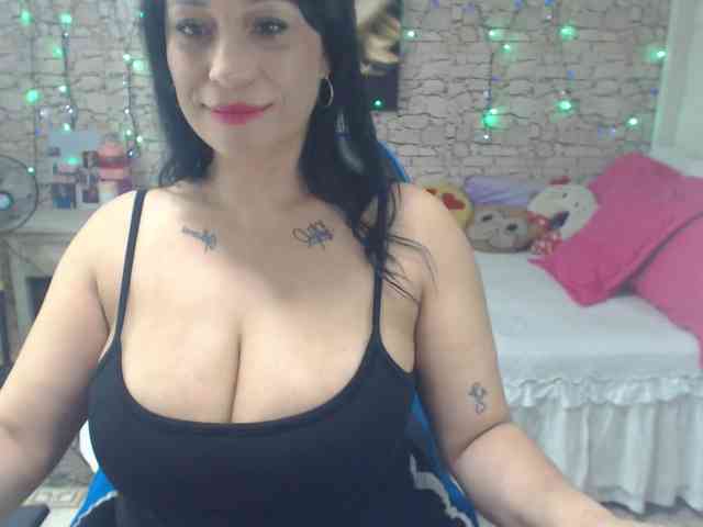 AlissonTyler webcam