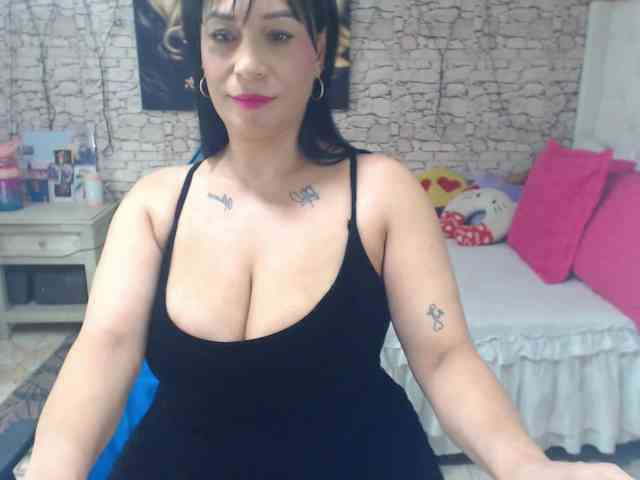 AlissonTyler webcam