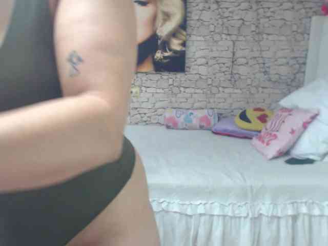 AlissonTyler webcam