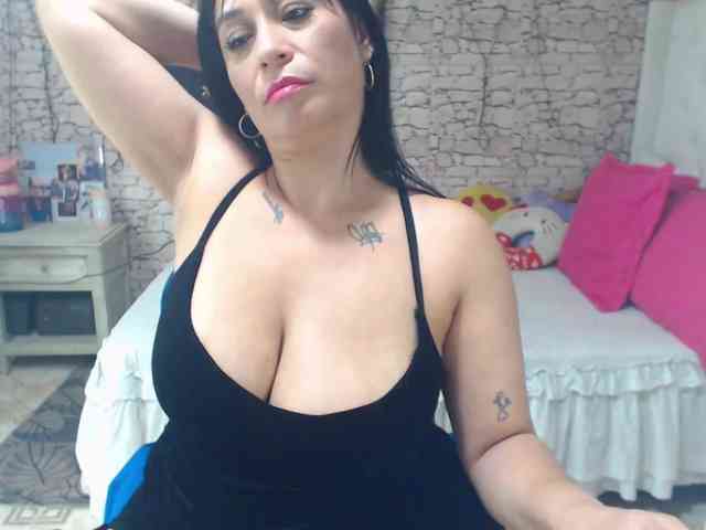 AlissonTyler webcam