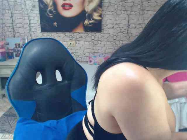 AlissonTyler webcam