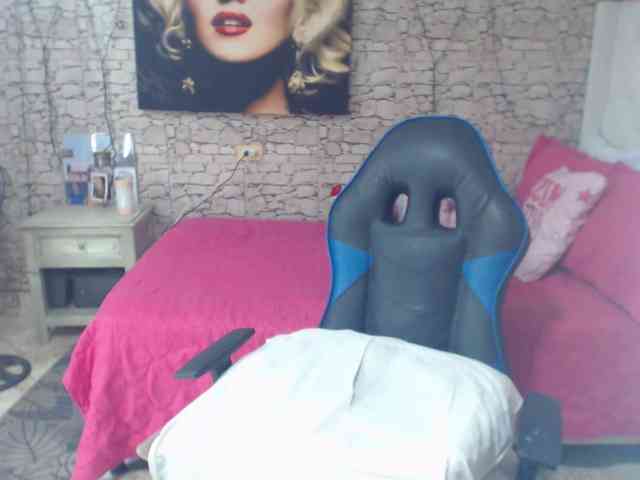AlissonTyler webcam