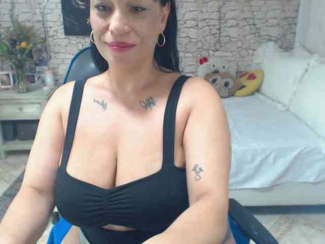 AlissonTyler webcam