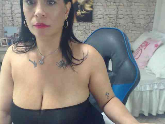 AlissonTyler webcam