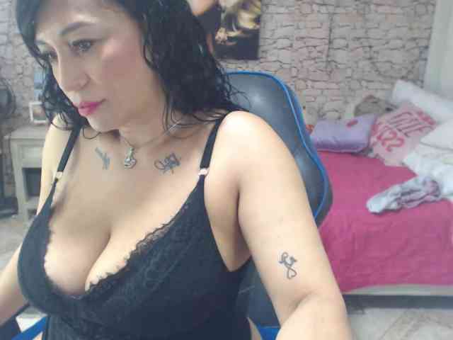 AlissonTyler webcam