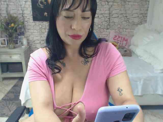 AlissonTyler webcam