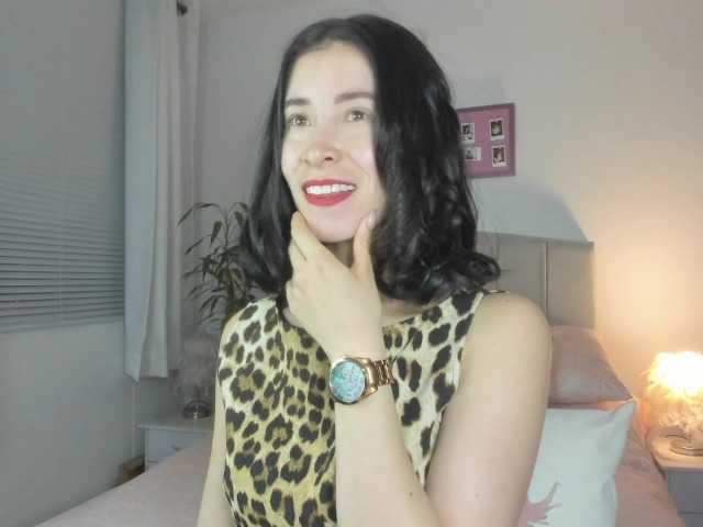 macarena-60 live cam on BongaCams