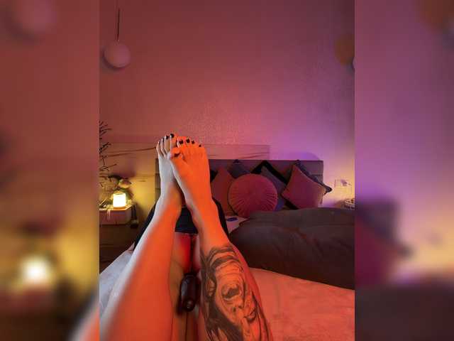 WhoreMira live cam on BongaCams