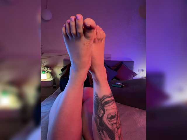 whoremira online