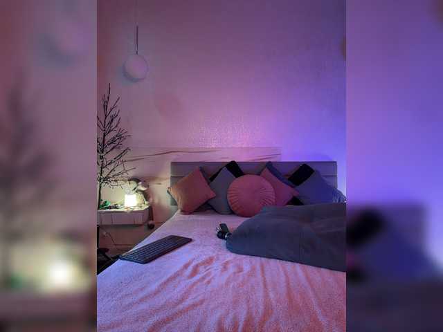 WhoreMira live cam on BongaCams