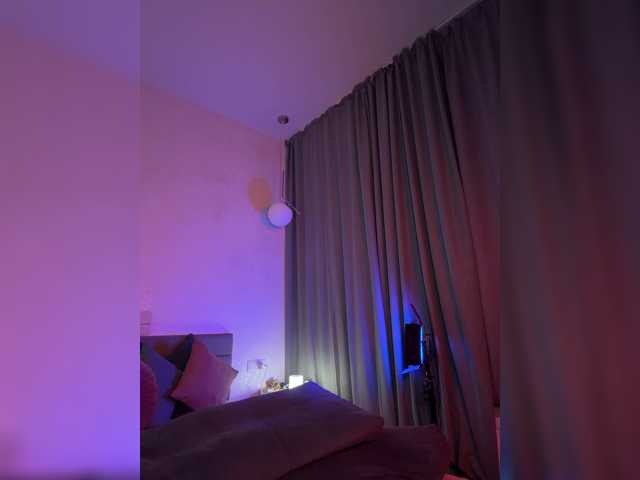 WhoreMira live cam on BongaCams