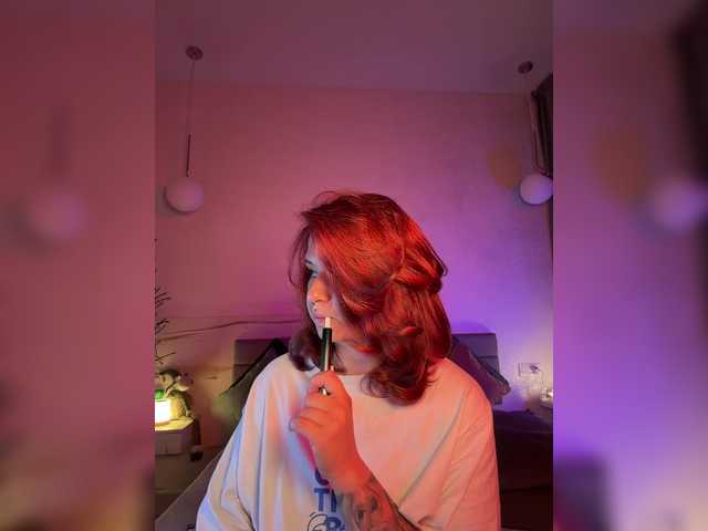 WhoreMira live cam on BongaCams
