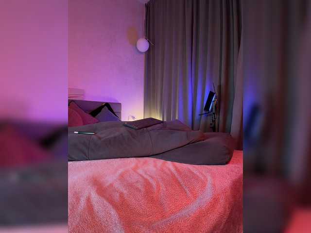 WhoreMira live cam on BongaCams