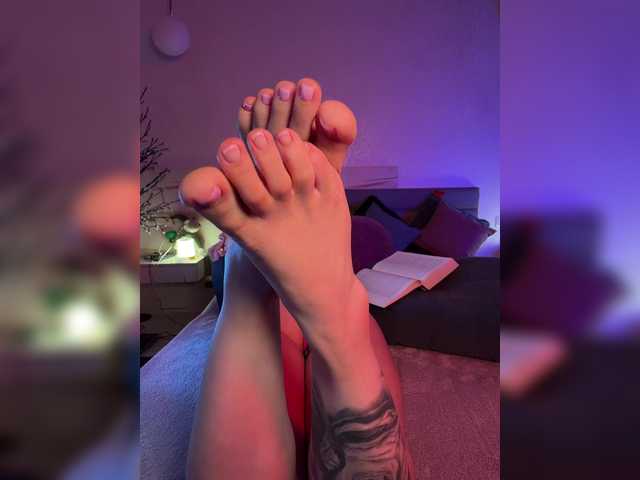WhoreMira live cam on BongaCams