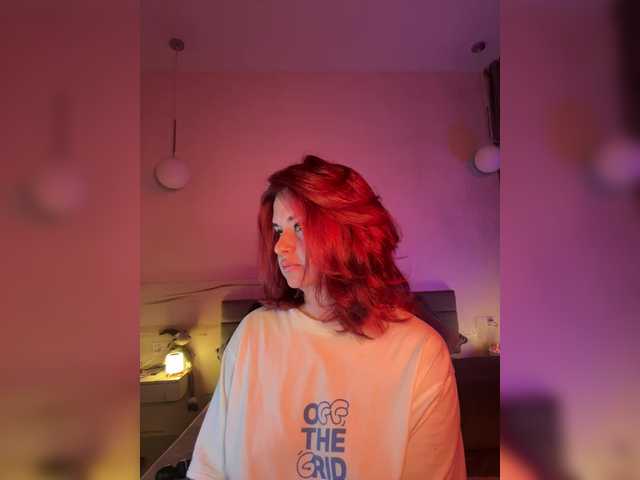 WhoreMira's BongaCams show and profile