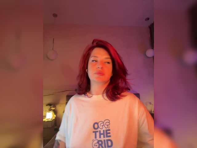 WhoreMira's BongaCams show and profile