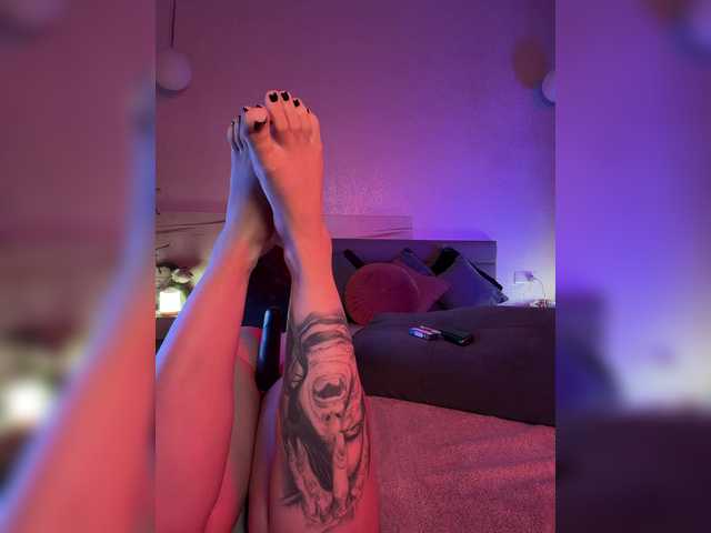 WhoreMira live cam on BongaCams