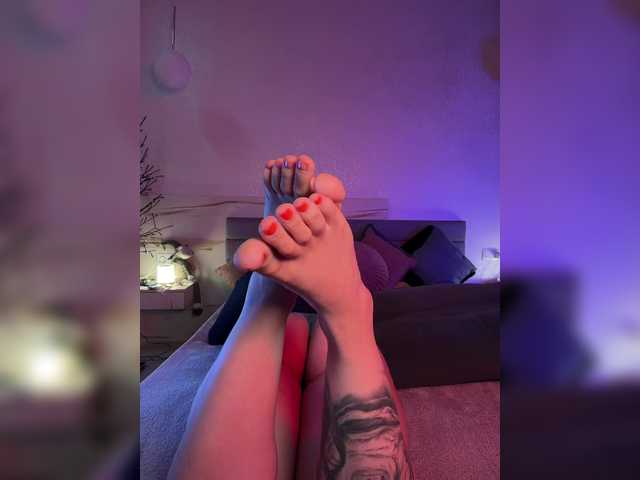 WhoreMira live cam on BongaCams
