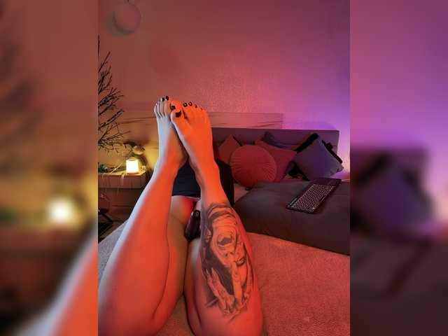 WhoreMira live cam on BongaCams