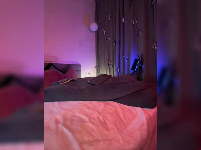 WhoreMira's BongaCams show and profile