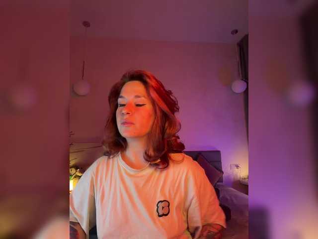 WhoreMira live cam on BongaCams