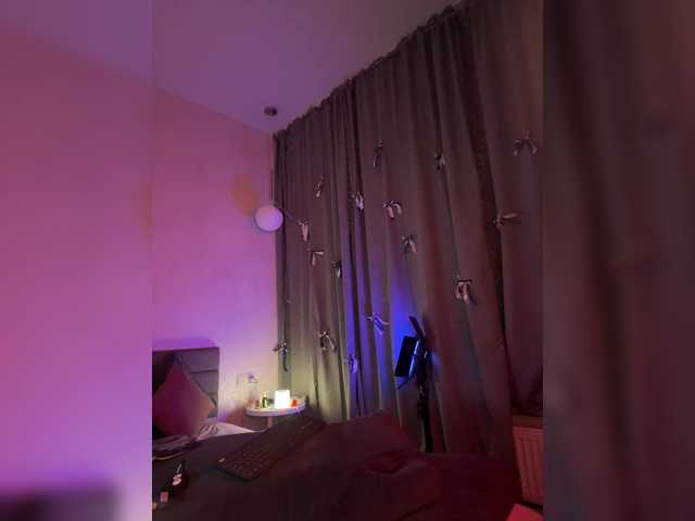 WhoreMira's BongaCams show and profile