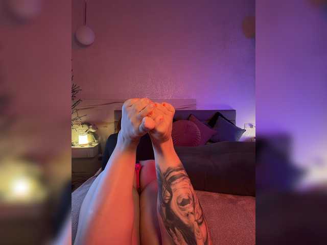 WhoreMira live cam on BongaCams