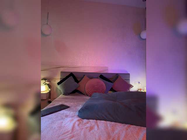 WhoreMira live cam on BongaCams