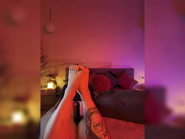 WhoreMira live cam on BongaCams