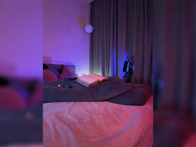 WhoreMira live cam on BongaCams