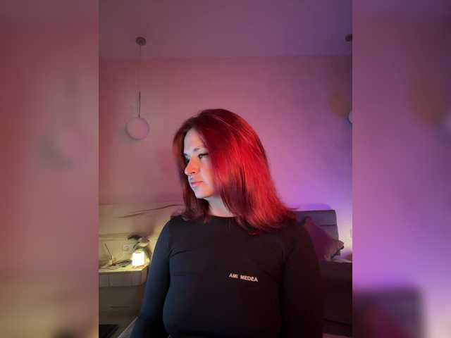 WhoreMira's BongaCams show and profile