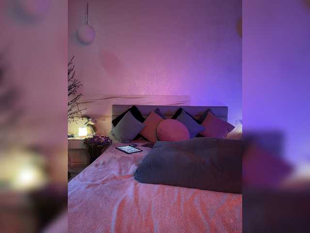 WhoreMira live cam on BongaCams