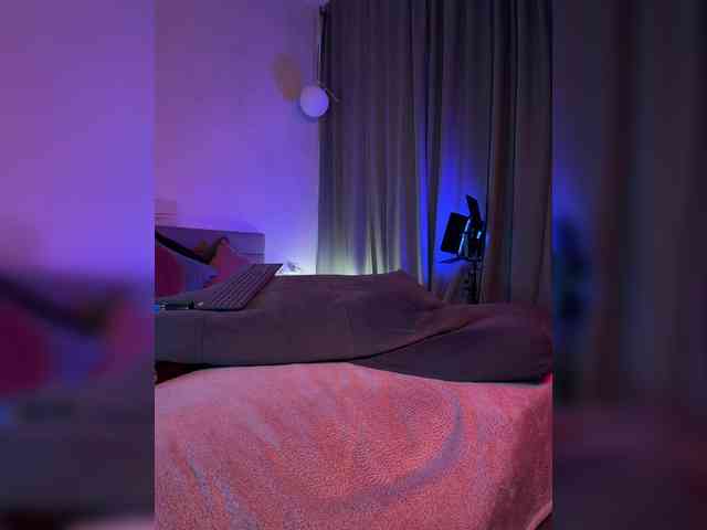 WhoreMira Sex Cam Show