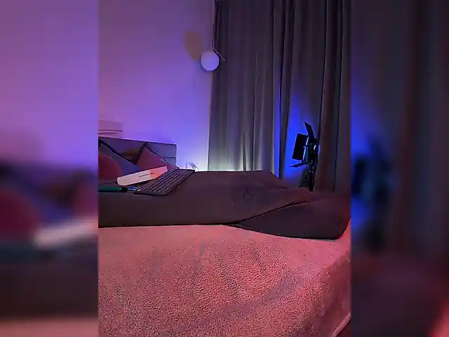 WhoreMira