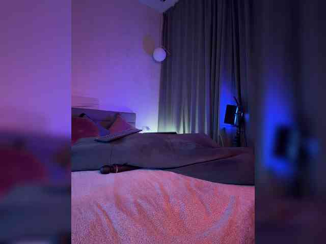 WhoreMira Live Webcam on BongaCams