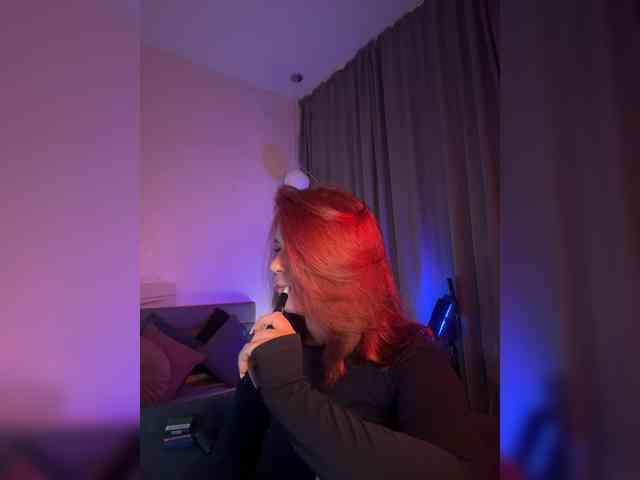 WhoreMira Live Webcam on BongaCams