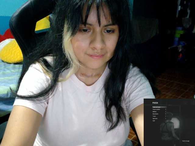 Hairy-Young live cam on BongaCams