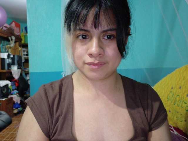 Hairy-Young live cam on BongaCams